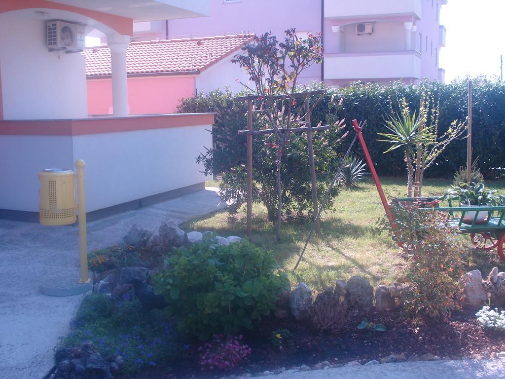 Apartments Buzleta Fažana Extérieur photo